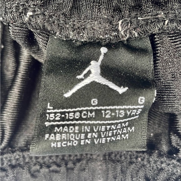 Nike Jordan basketball shorts - Picture 3 of 3